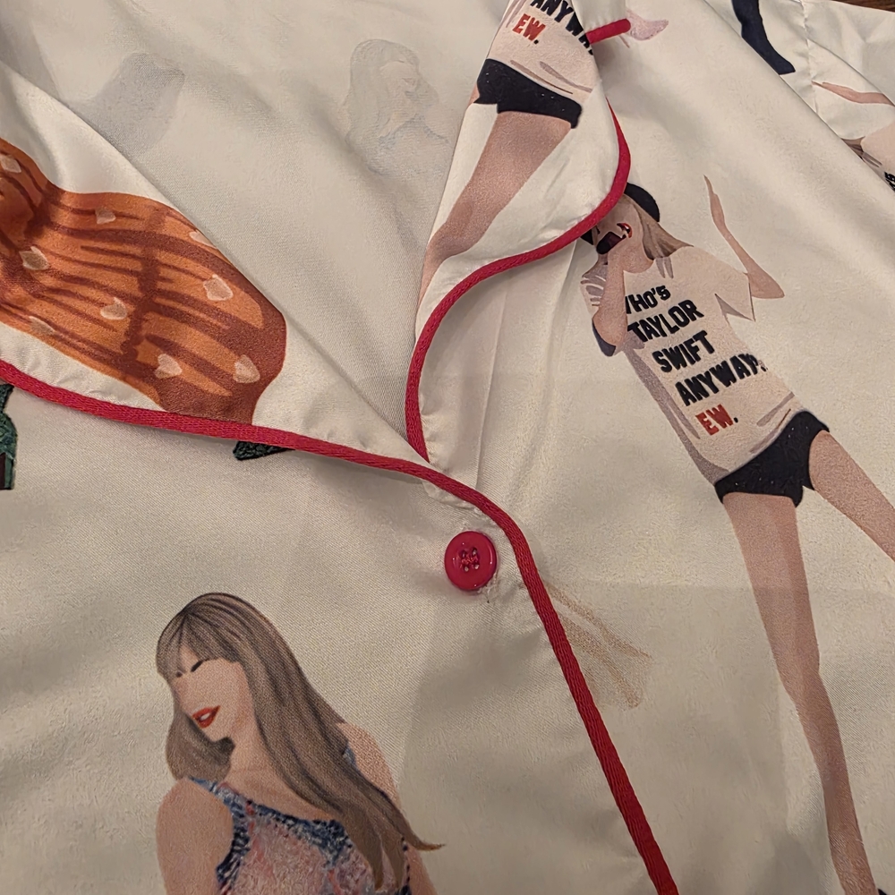 Satin Short Pajama Set with Performer Print - White/Pink Trim - Picture 2 of 3